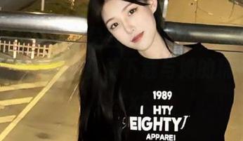 秀人网 – 追随白兔西希的脚步，探索女神的写真作品集，免费下载与她的精彩瞬间！.txt