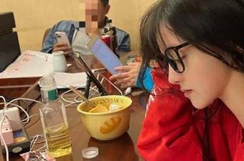 秀人网 – 程慧娴Phoebe的最新作品上线！女仆幻想让人直呼过瘾呀！.txt
