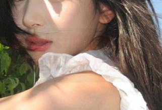 秀人网 – 糖豆sisi的粉色人生：呈现她的珍贵写真作品及资源.txt