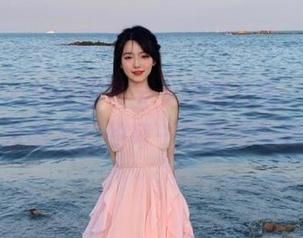 秀人网 – 精选蛋蛋宝女孩照片集：用镜头记录下青春岁月的每一份精彩与感动.txt