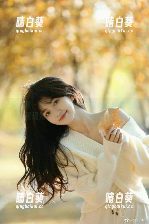 秀人网 - 分享言沫高挑苗条美女丝足图包，展现她无可比拟的艺术气息！.txt