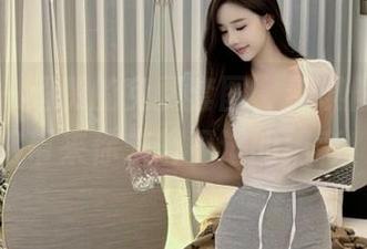 秀人网 – 超赞的免费套图，麦琪绫冰激淋教室将带来你未曾见过的精彩！.txt