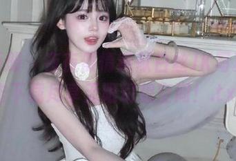 稚乖画册 – 夜夜倾情奉献白丝JK写真，点击下载尽享无限幻想空间！.txt