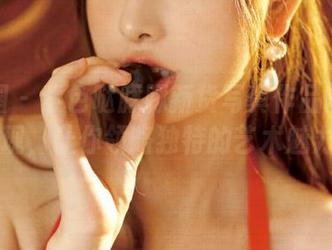 微密圈 – 紫色哒豚豚新货写真作品的无圣光表现，让你领略独特的艺术魅力.txt