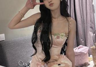 燕婉之求：在织梦映像中发现的私房美图宛如梦境般的绚丽.txt