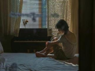 绮梦摄影 – 小艺制服写真集精选，承包你的一整天，带你畅游梦幻世界！.txt