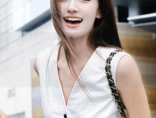 美媛馆 – 刘飞儿Faye肉丝：当天使遇上恶魔，原图作品探索未知美感！.txt