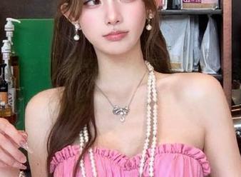 美媛馆 – 李可可蕾丝私房写真：探索原图中的柔美与性感.txt