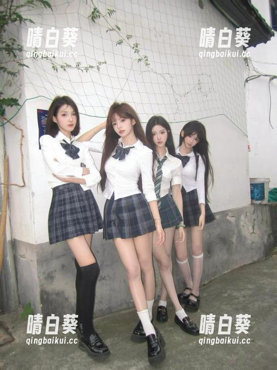 微密圈 - 绝了！聂傲娇全套丝袜玉足图包，完美演绎‘腿长任性’！.txt