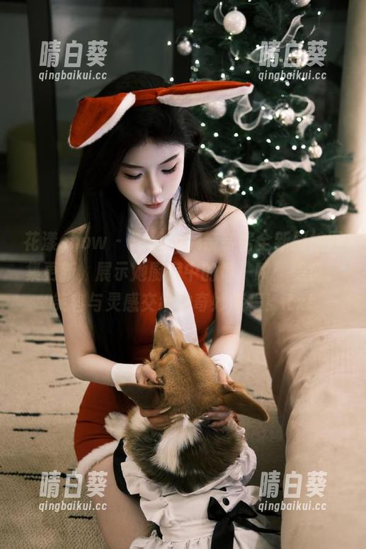 花漾show - Emily顾奈奈酱全新厨娘图集更新，展示她厨房中的每一瞬：美食、笑容与灵感交织的奇妙旅程！.txt