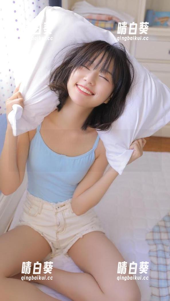 花漾show - 小海臀Rena黑白影像资源全览：在图库中发现不一样的美感自己.txt