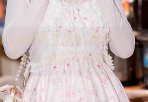 落落Raku倾情呈现可爱鹿，萌系cos套图，让你爱不释手！.txt