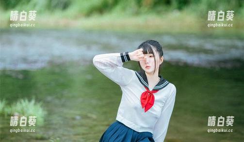 每一张都打动心灵：落落Raku最新Love,Atago写真图包倾情上线.txt