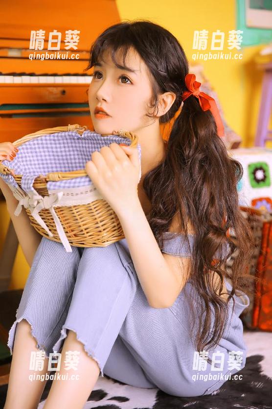 蜜桃社 - Suki的华丽礼服图包，免费下载，让你的作品更具故事感！.txt