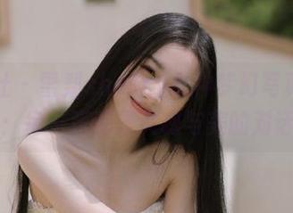蜜桃社 – 雪梨sherry女神梦幻写真精选合集：每一张都是灵魂与美的对话.txt