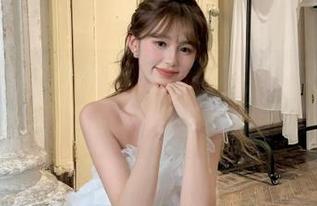 袜啵啵 – 水手服写真大放送，泡芙的精彩作品免费下载，绝对不容错过.txt