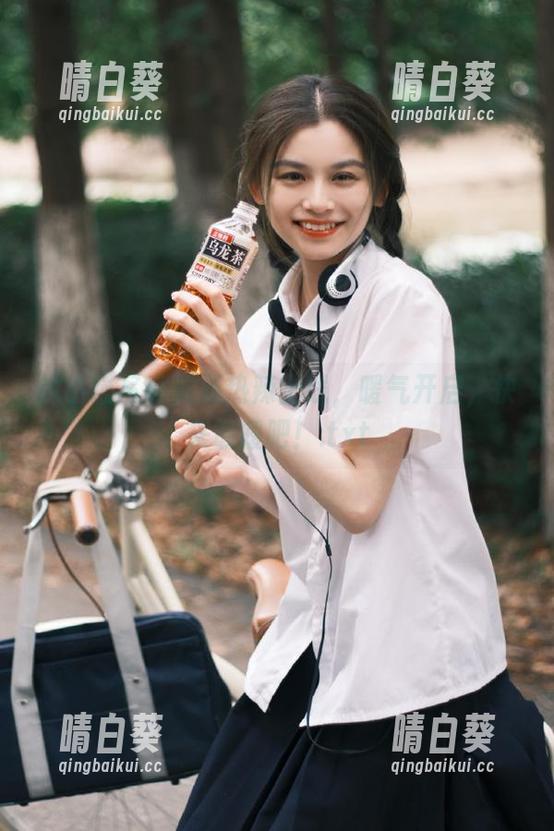 袜小喵写真资源热辣上线，暖气开启，快来取暖吧！.txt