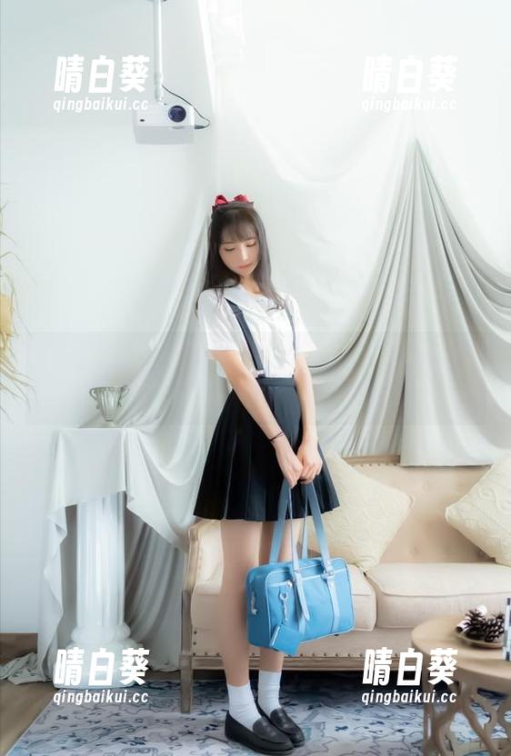 感受西呱呀呀呀的私房美图：在铁轨成片中寻找生活的诗意.txt