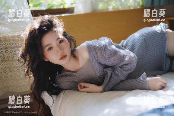语画界 - 与徐莉芝Booty一同沉浸在白丝梦境中，高清图册让你陶醉其中，忍不住想看！.txt