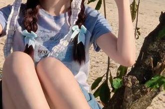 语画界 – 一起观看林乐一的粉色作品，感受那份梦幻与幸福的气息吧！.txt