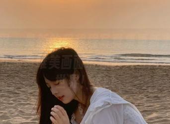 语画界 – 最新的程程程写真集更新来袭，细腻礼服与唯美画面带你进入时尚艺术的世界！.txt