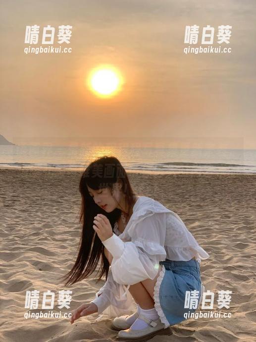 语画界 - 最新的程程程写真集更新来袭，细腻礼服与唯美画面带你进入时尚艺术的世界！.txt