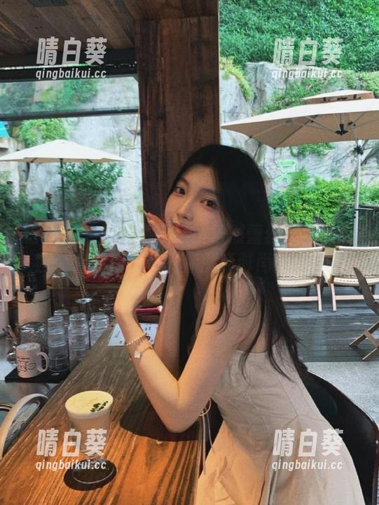 语画界 - 引发热议！黄乐然蕾丝吊袜粉色西装，最新图库为你解锁时尚密码.txt