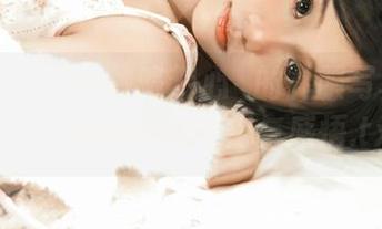 轰趴猫 – 一起领略梦心玥的礼服写真魅力，分享她的时尚心得与感悟.txt