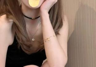 微密圈 – 你绝对想不到的迷人的五姨太自拍图集：搞笑写真让生活更有趣！.txt