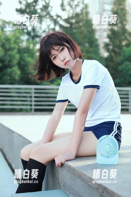 微密圈 - 雅雅的气质呀自拍新上线，免费下载属于你的最美写真作品！.txt
