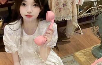 青豆客 – 宛恩miyu的丝袜写真精选作品集：漫步在魅力与优雅的世界中，定格美好.txt