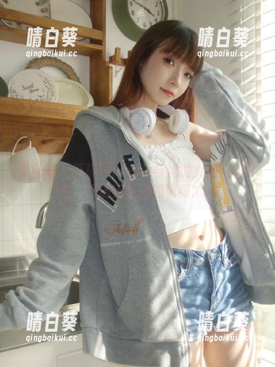 青豆客 - 萌琪琪Lrene与她的女神写真作品，打破无圣光的束缚.txt