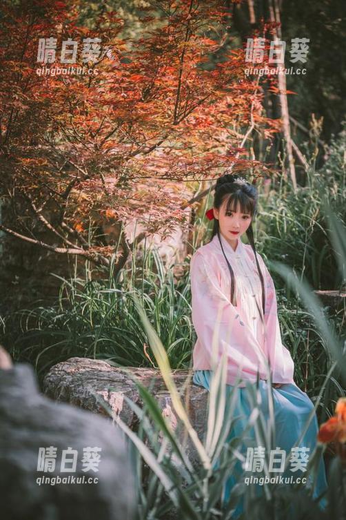 面饼仙儿带来的浴缸花香，下载独特图片，让你心情瞬间绽放！.txt