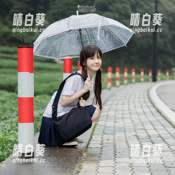 魅妍社 - 身临其境，观看李可可的皮衣写真，感受时尚与艺术的完美结合.txt