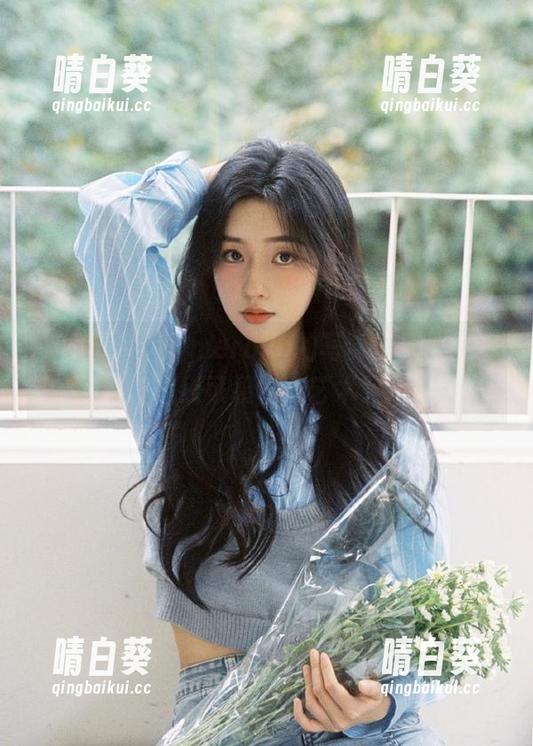 一同迈入魅瞳meroko的写真世界，探索《碧蓝航线可畏》的艺术照片.txt