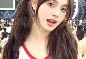 微密圈 – 更新最新写真作品《柠檬黄》，黎允熙baby传递暖暖阳光.txt